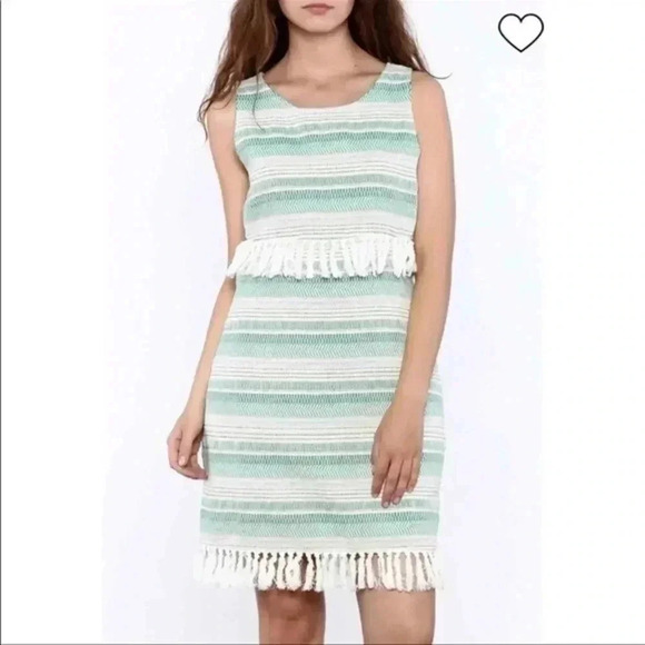 Cupcakes & Cashmere | Mint & Cream Martini Tassel Shift Dress Size Small S - Picture 1 of 5